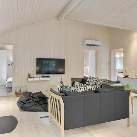 Tatil Evi With Fireplace 03